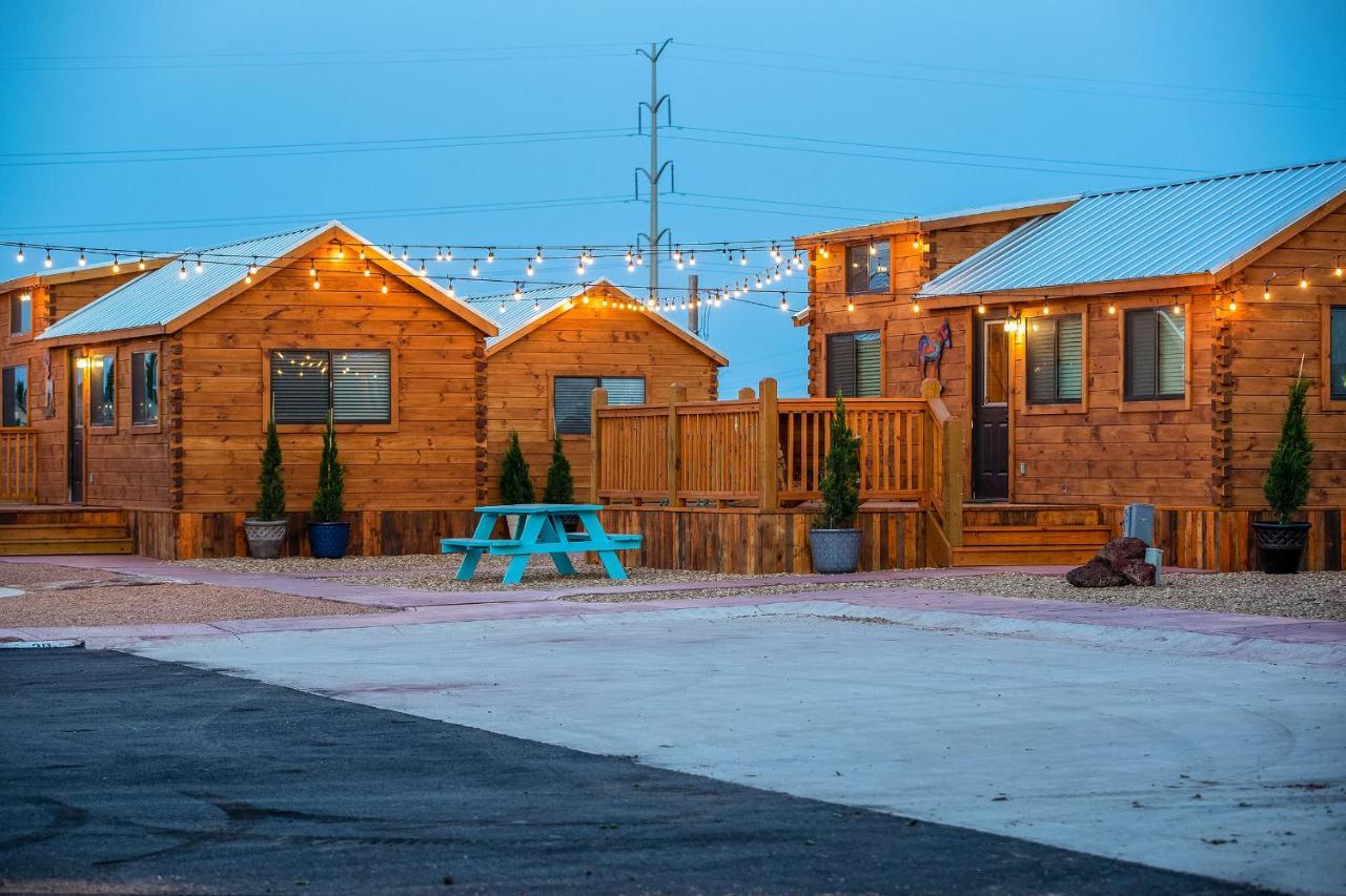 The Big Texan - Cabins And Wagons Amarillo Exteriér fotografie